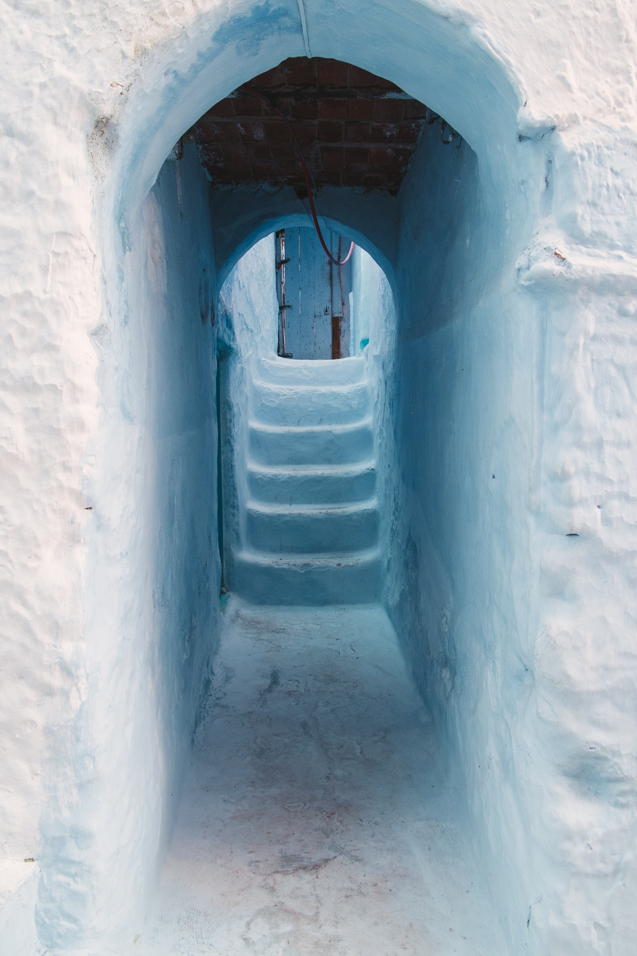 CHEFCHAOUEN/MOROCCO – JUNE 2013: life in the old blue medina